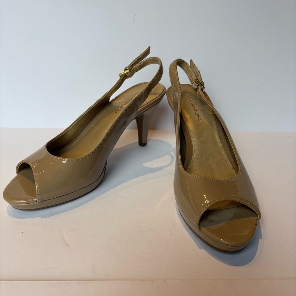 Bandalino Women's Elegant Shiny Tan Slingback Heels Size 9M